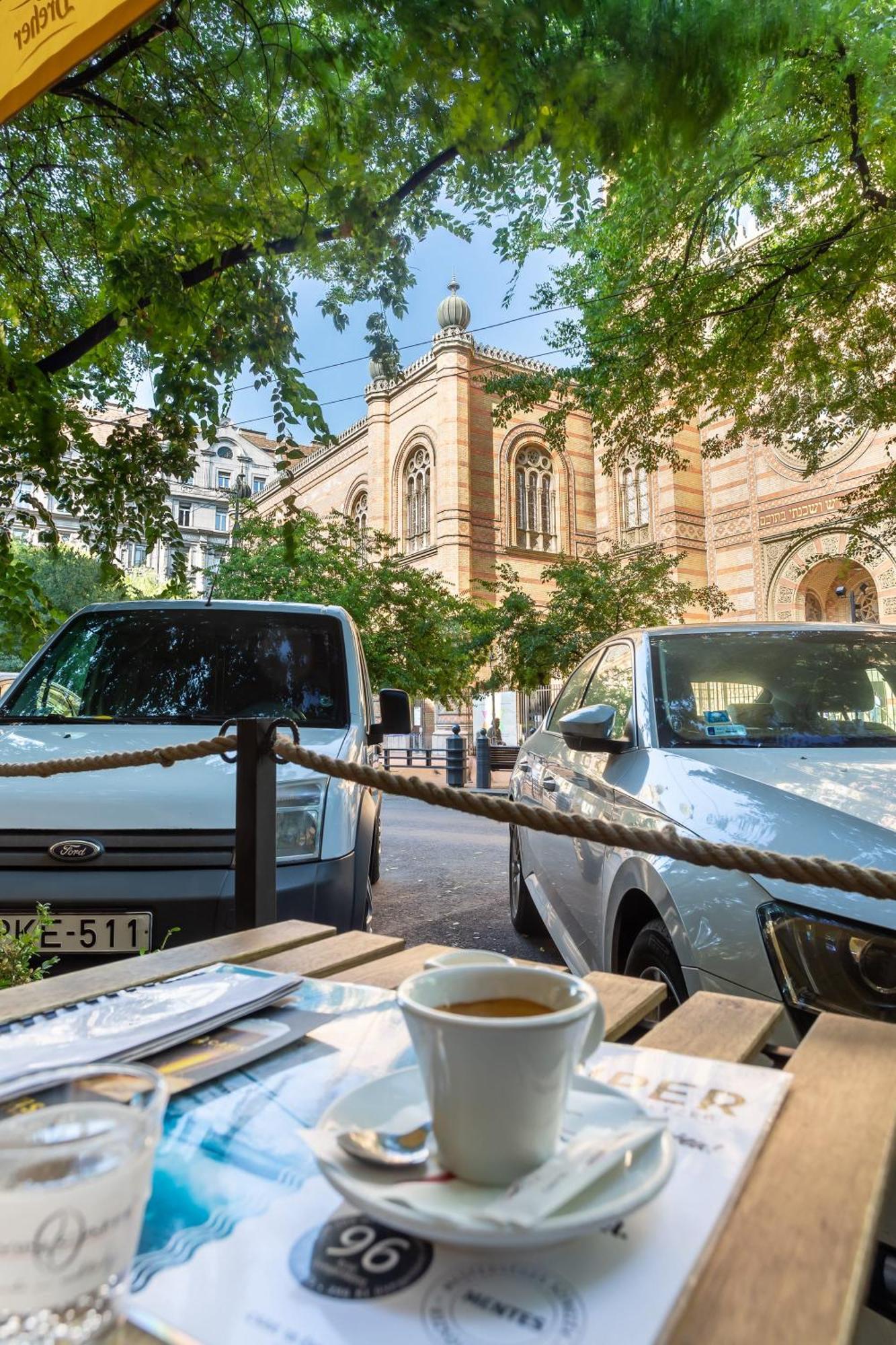 Extreme Central - Luxy Stay Budapest Eksteriør bilde