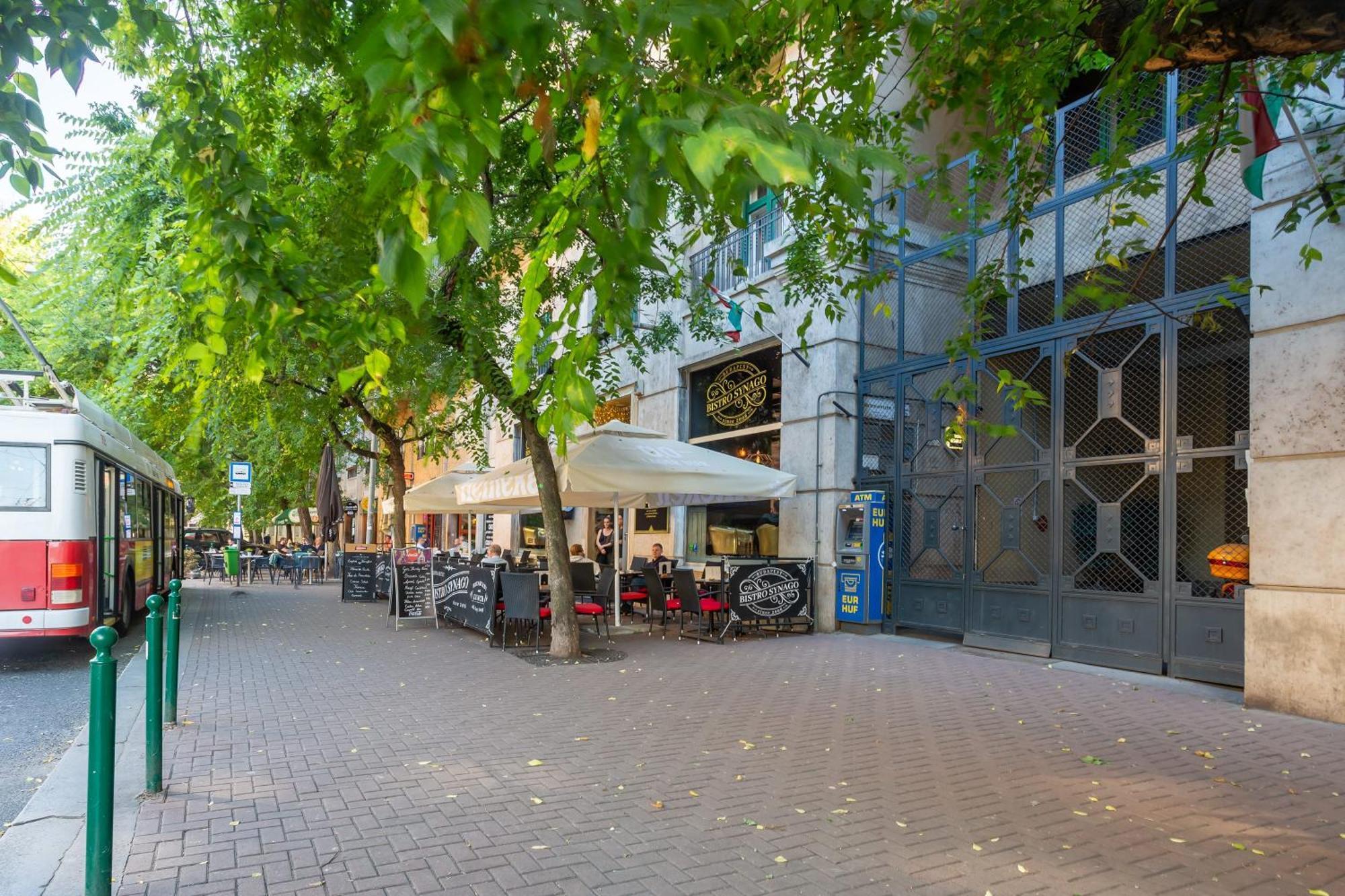 Extreme Central - Luxy Stay Budapest Eksteriør bilde